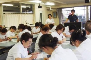 お互いの機能を理解し合う